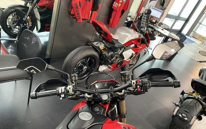 2024 Ducati Hypermotard 698 Mono Red