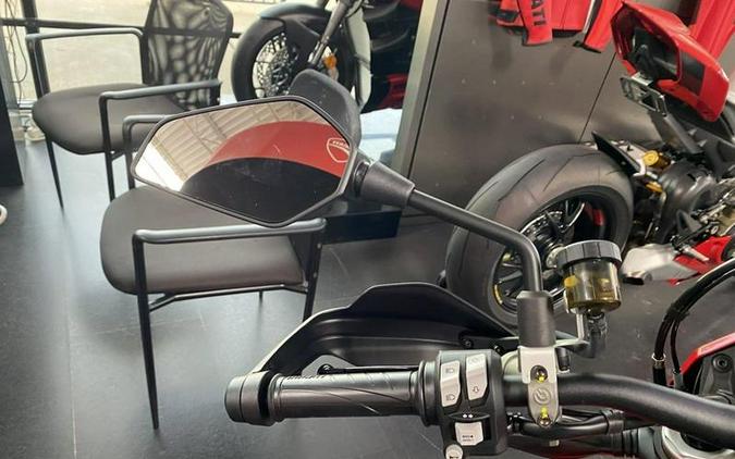 2024 Ducati Hypermotard 698 Mono Red