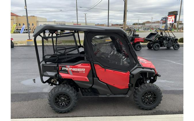 2025 Honda PIONEER 1000-5 DELUXE
