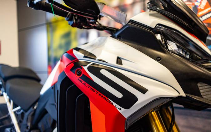 2025 Ducati Multistrada V4 RS