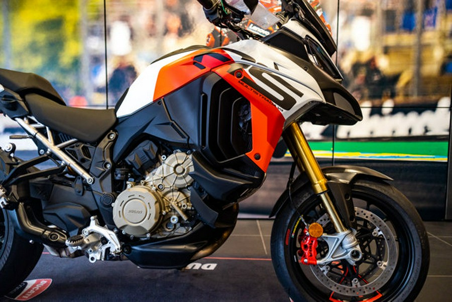 2025 Ducati Multistrada V4 RS