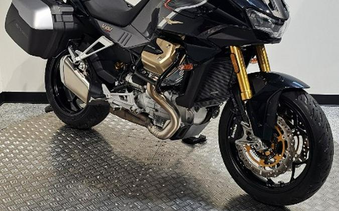 2023 Moto Guzzi V100 Mandello S