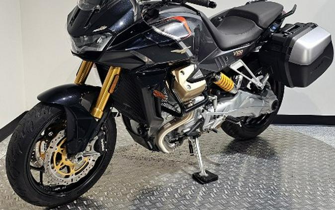 2023 Moto Guzzi V100 Mandello S