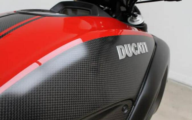 2015 DUCATI DIAVEL CARBON RED – BLACK / RED