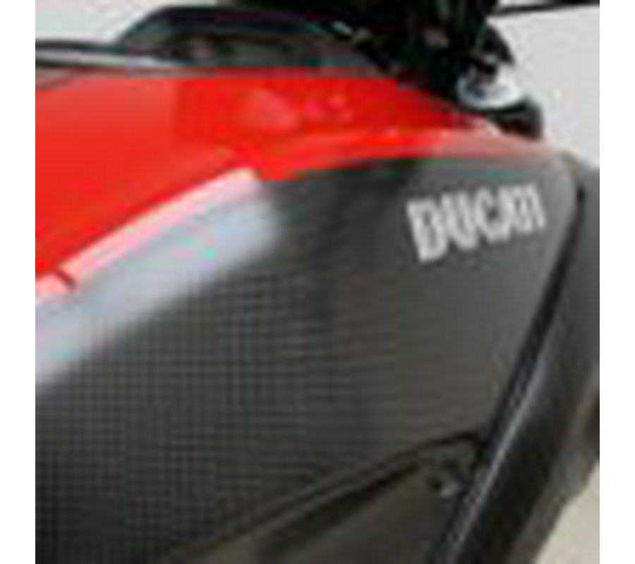 2015 DUCATI DIAVEL CARBON RED – BLACK / RED