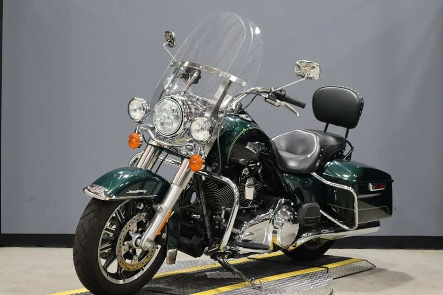 2015 Harley-Davidson Road King Classic