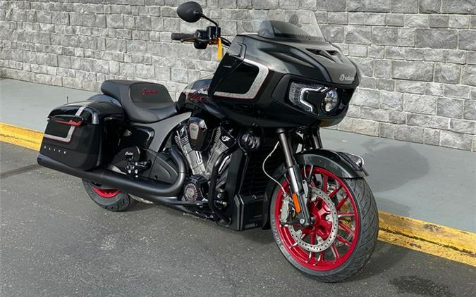 2024 Indian Motorcycle CHALLENGER ELITE