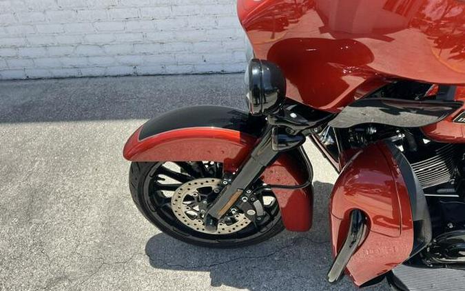 FLHTCUTG 2025 Tri Glide Ultra