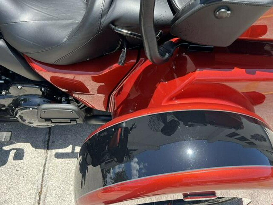 FLHTCUTG 2025 Tri Glide Ultra