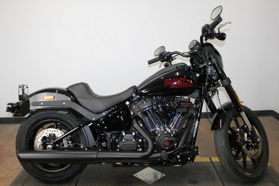 2026 Harley-Davidson® Low Rider® S VIVID BLACK