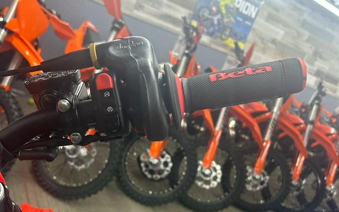 2027 BETA Xtrainer 300