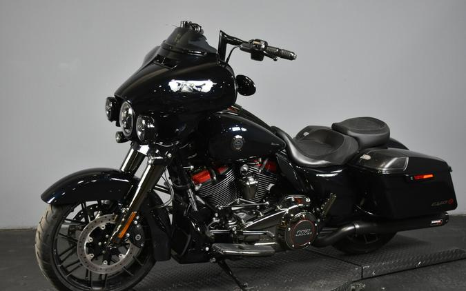 2022 Harley-Davidson CVO Street Glide