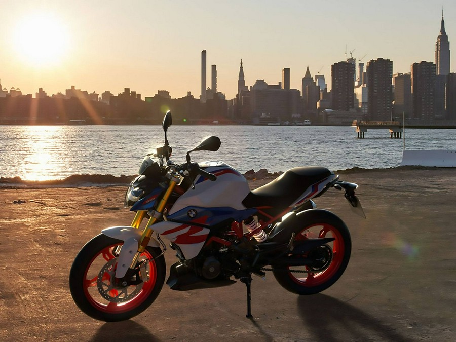 2023 BMW G 310 R