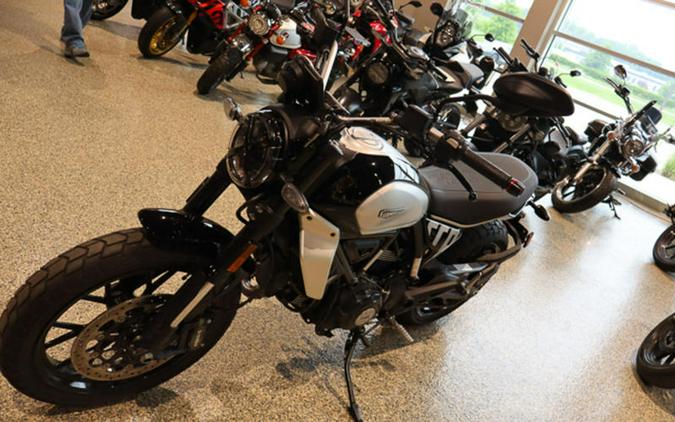 2024 Ducati Scrambler Icon (2G) Black