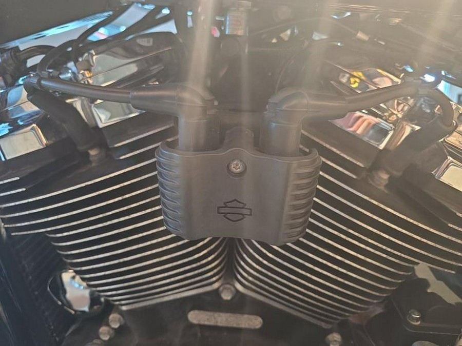 2018 Harley-Davidson® FXBR - Softail® Breakout®