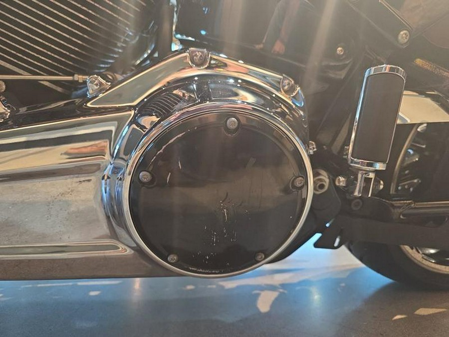 2018 Harley-Davidson® FXBR - Softail® Breakout®