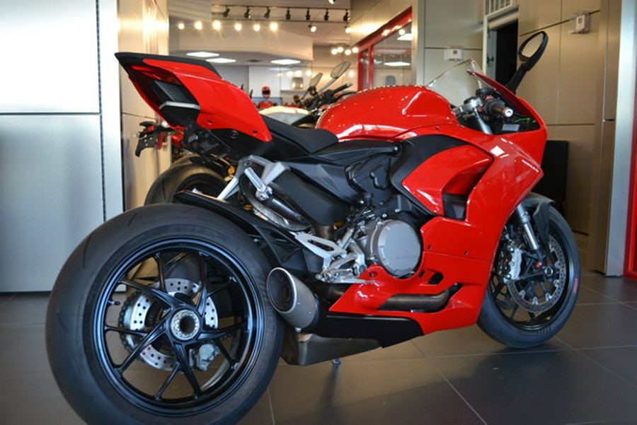 2022 Ducati Panigale V2