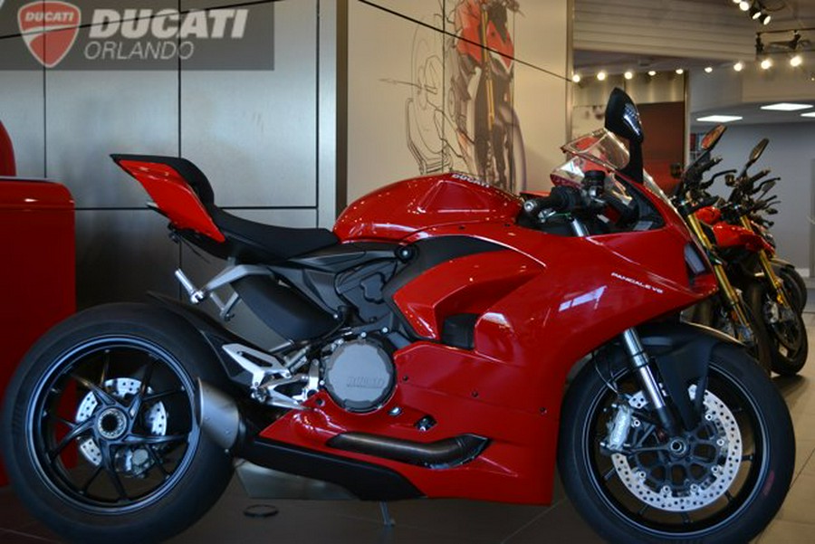 2022 Ducati Panigale V2