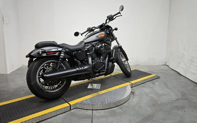 RH975S 2025 Nightster™ Special