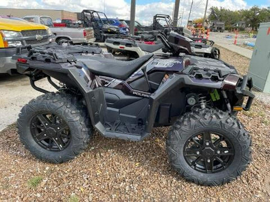 2024 Polaris Industries Sportsman® 850 Ultimate Trail Crimson Metallic