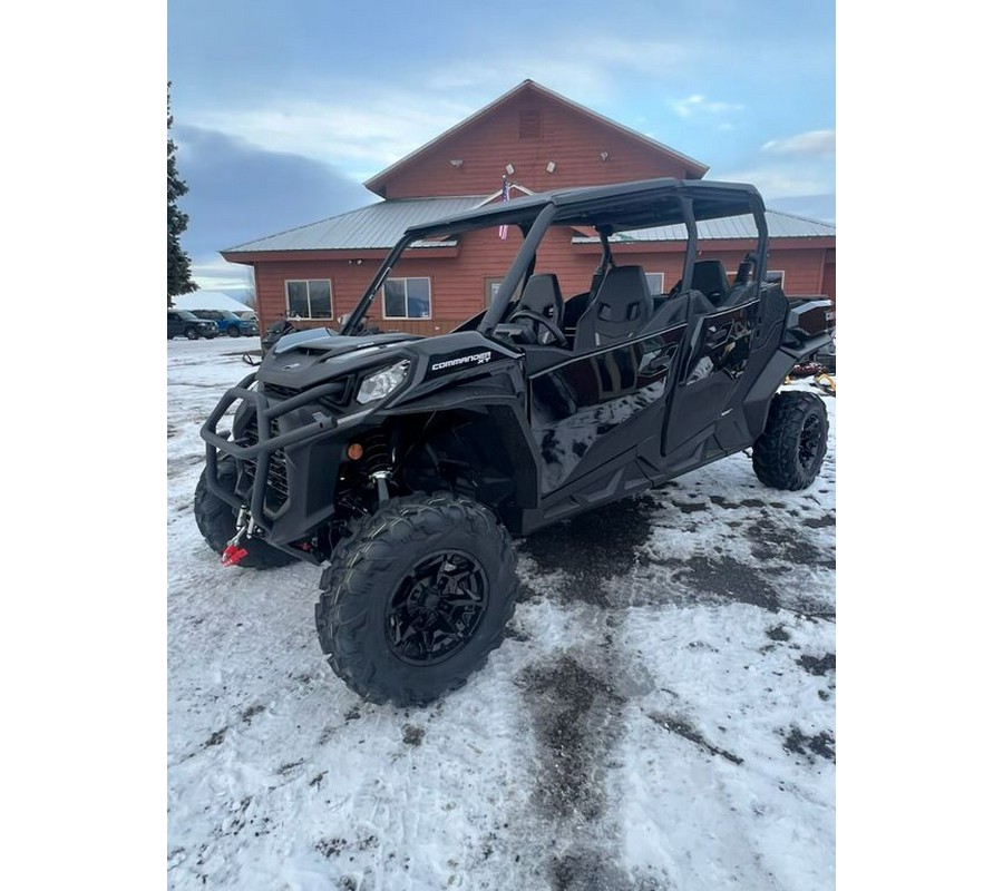 2025 Can-Am® Commander MAX XT 700