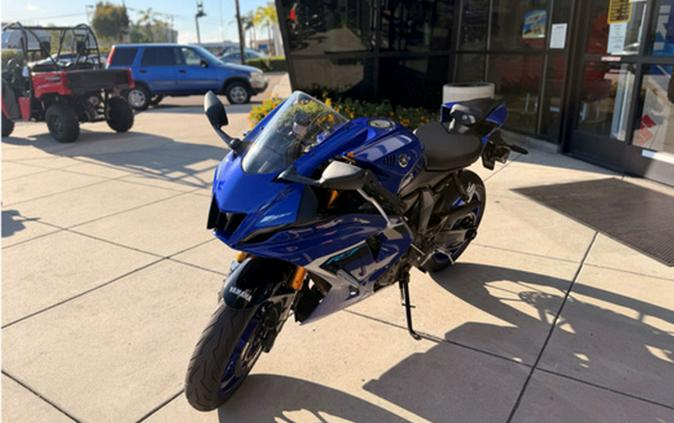 2025 Yamaha YZF R7