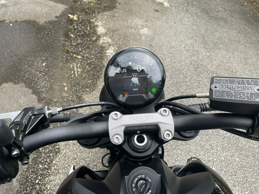 2025 Triumph Trident 660