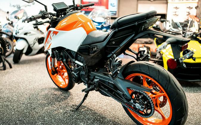 2024 KTM Duke 250