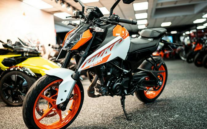 2024 KTM Duke 250