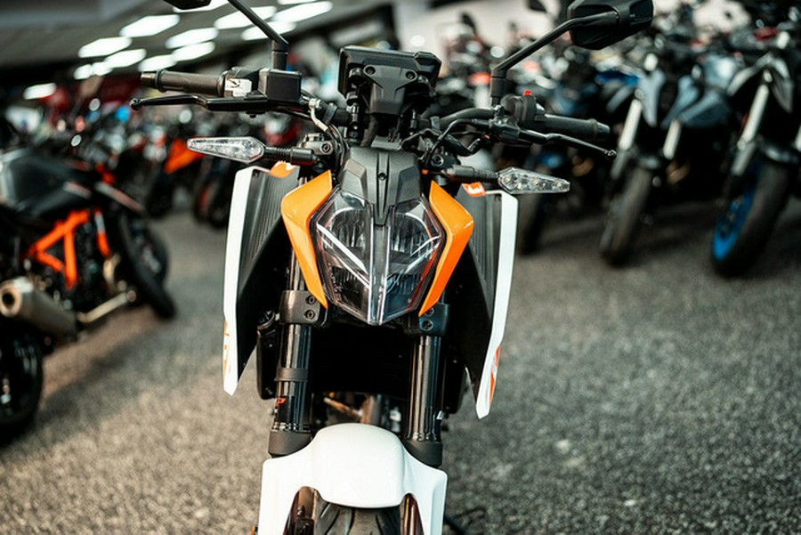 2024 KTM Duke 250