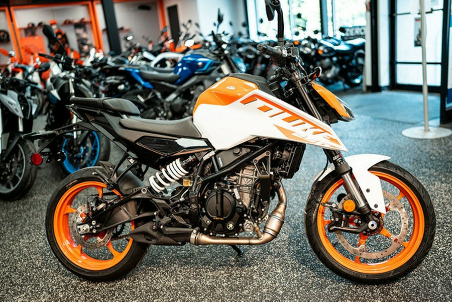 2024 KTM Duke 250