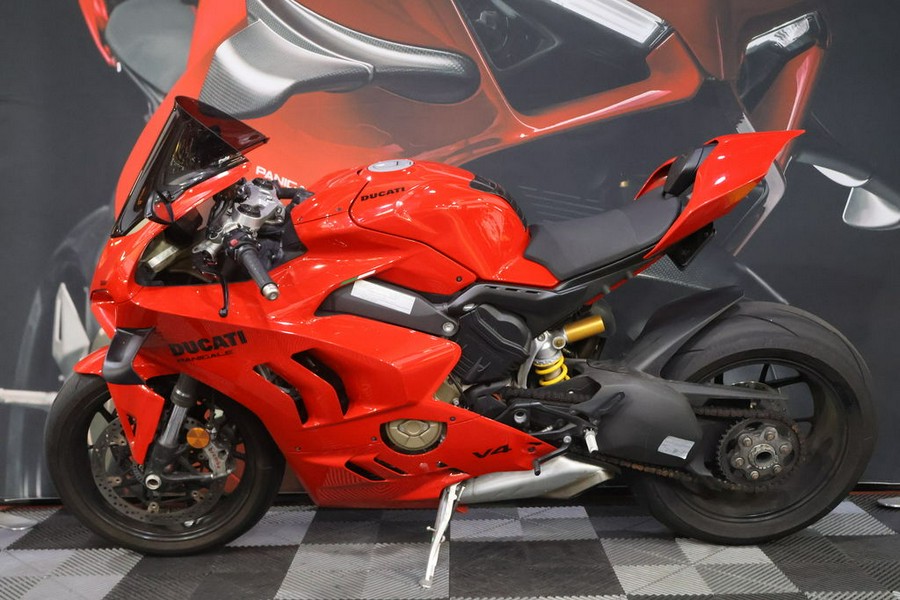 2022 Ducati Panigale V4 Ducati Red