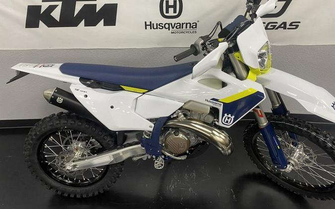 2025 Husqvarna® TE 300