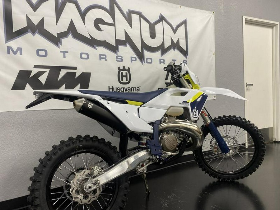 2025 Husqvarna® TE 300