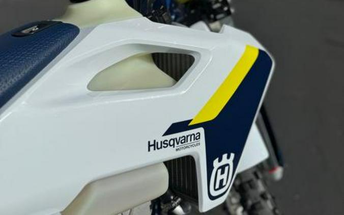 2025 Husqvarna® TE 300