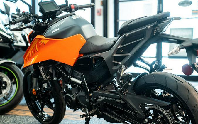 2024 KTM Duke 250