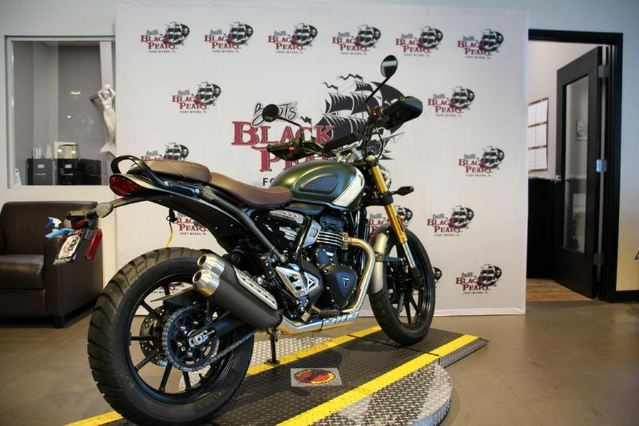 2026 Triumph SCRM400X KHAKI GREEN