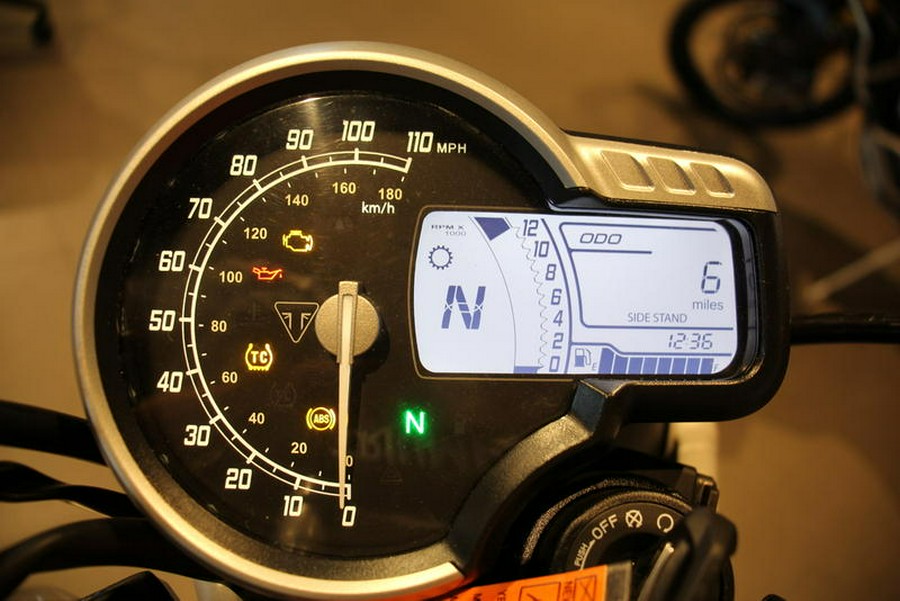 2026 Triumph SCRM400X KHAKI GREEN