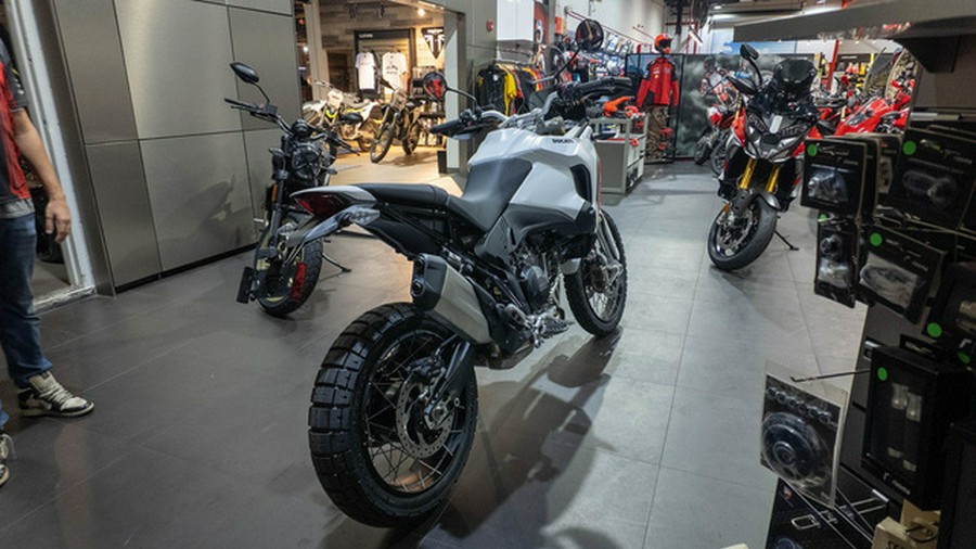 2027 Ducati Desert X Star White Silk