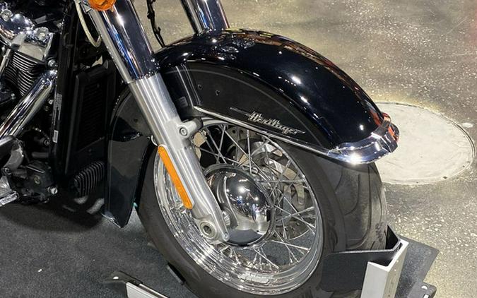 2020 Harley-Davidson Softail FLHC - Heritage Classic