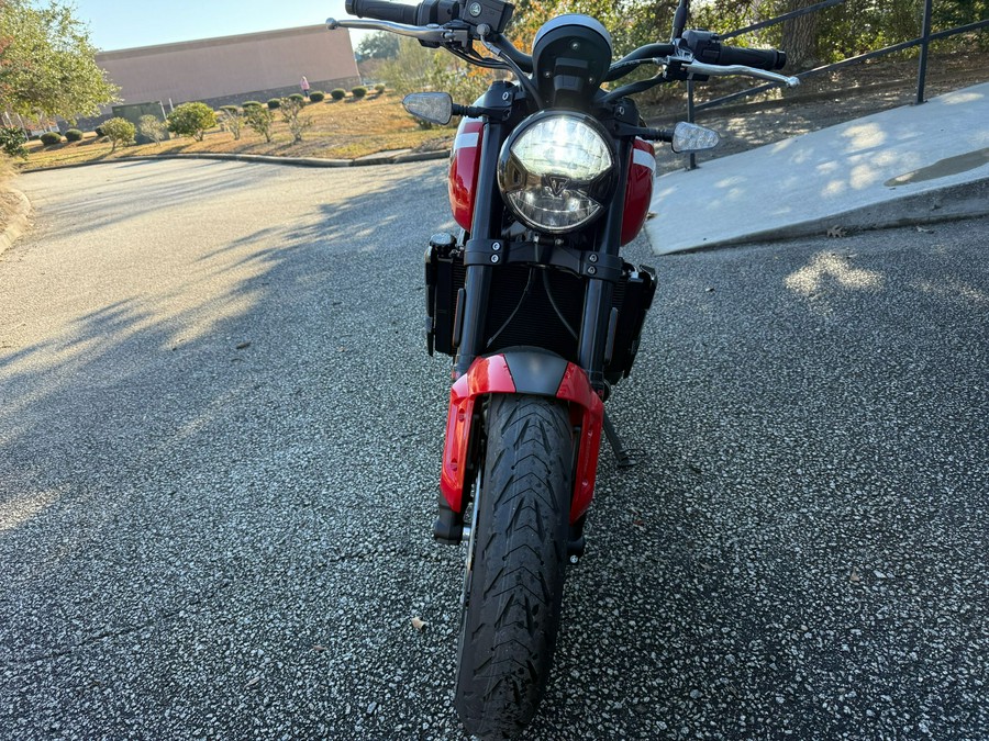 2025 Triumph Trident 660