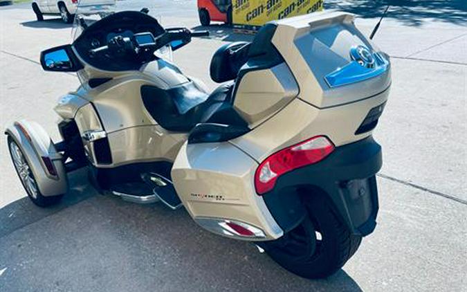 2017 Can-Am Spyder RT Limited