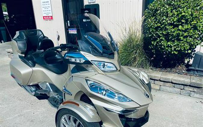 2017 Can-Am Spyder RT Limited