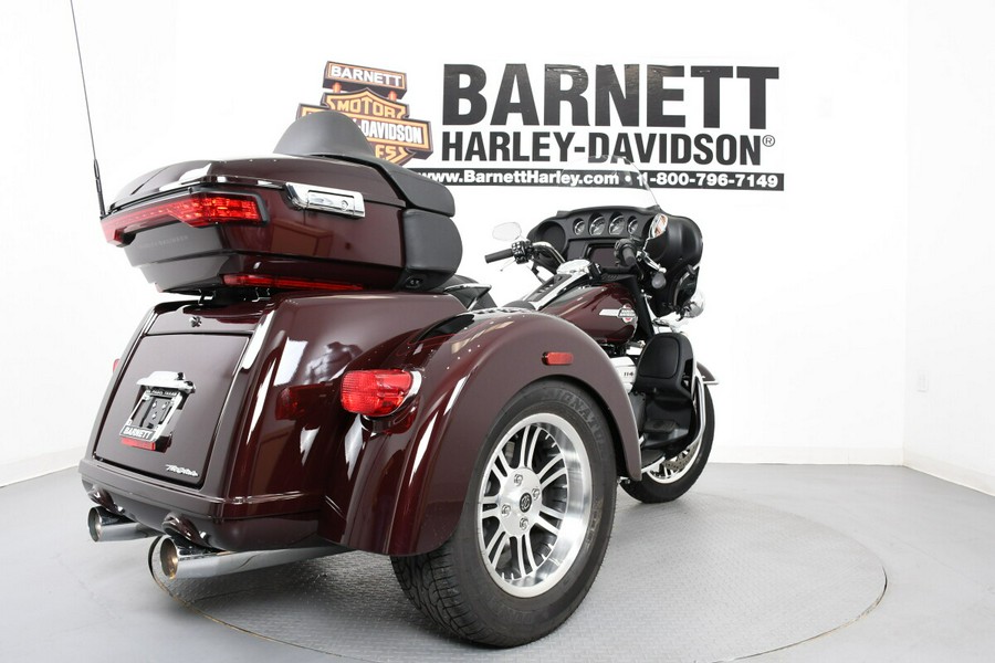 2022 Harley-Davidson® FLHTCUTG Tri Glide® Ultra