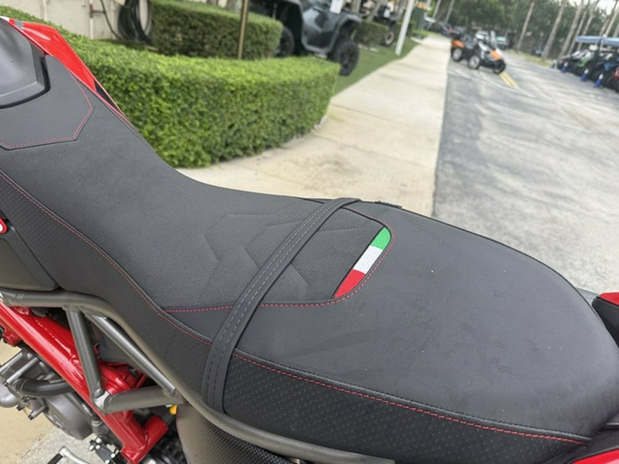 2021 Ducati Hypermotard 950 Ducati Red