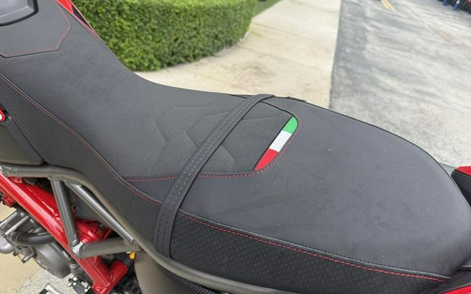 2021 Ducati Hypermotard 950 Ducati Red