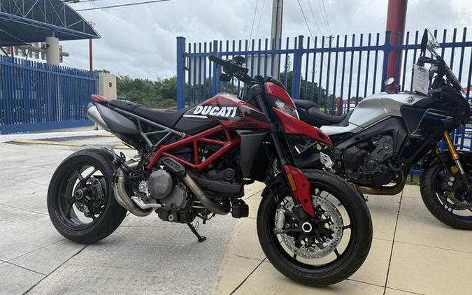 2021 Ducati Hypermotard 950 Ducati Red