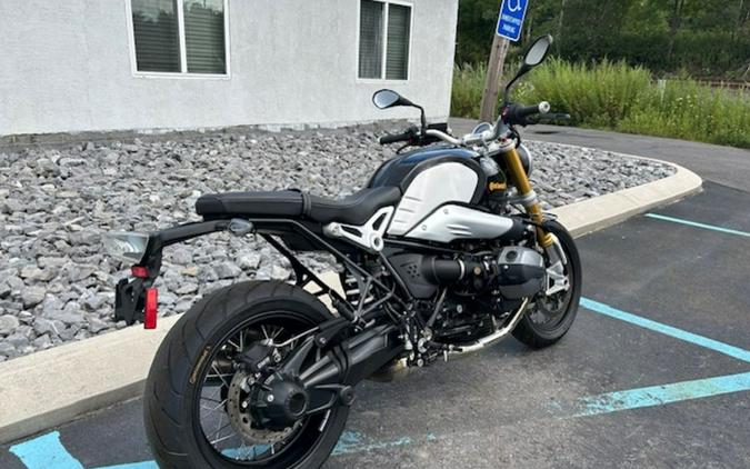 2021 BMW R nineT Black Storm Metallic