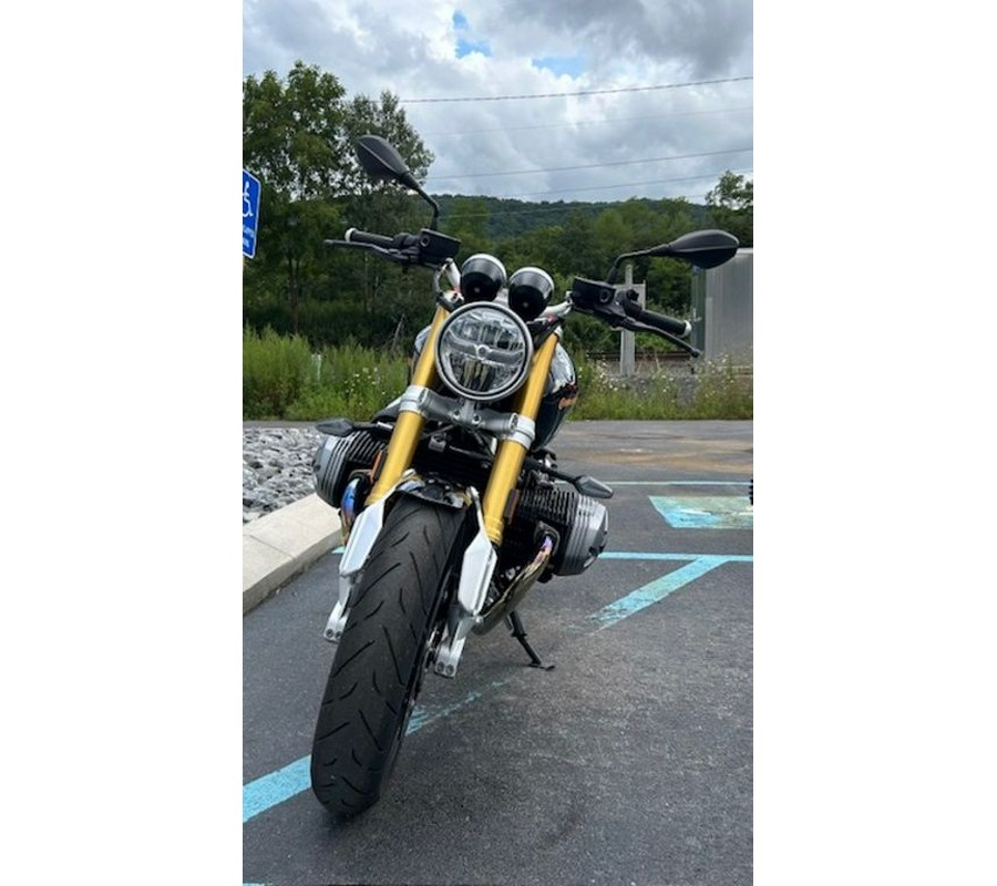 2021 BMW R nineT Black Storm Metallic