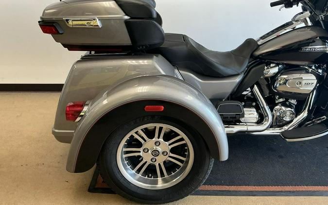 2017 Harley-Davidson® FLHTCUTG - Tri Glide® Ultra